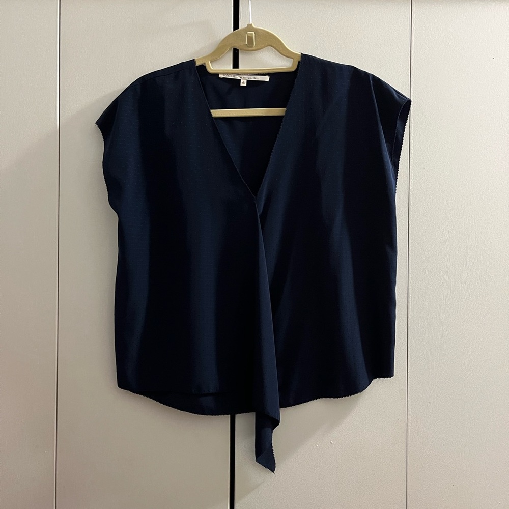 Rachel Roy Navy Flowy Sleeveless Blouse - Size Small